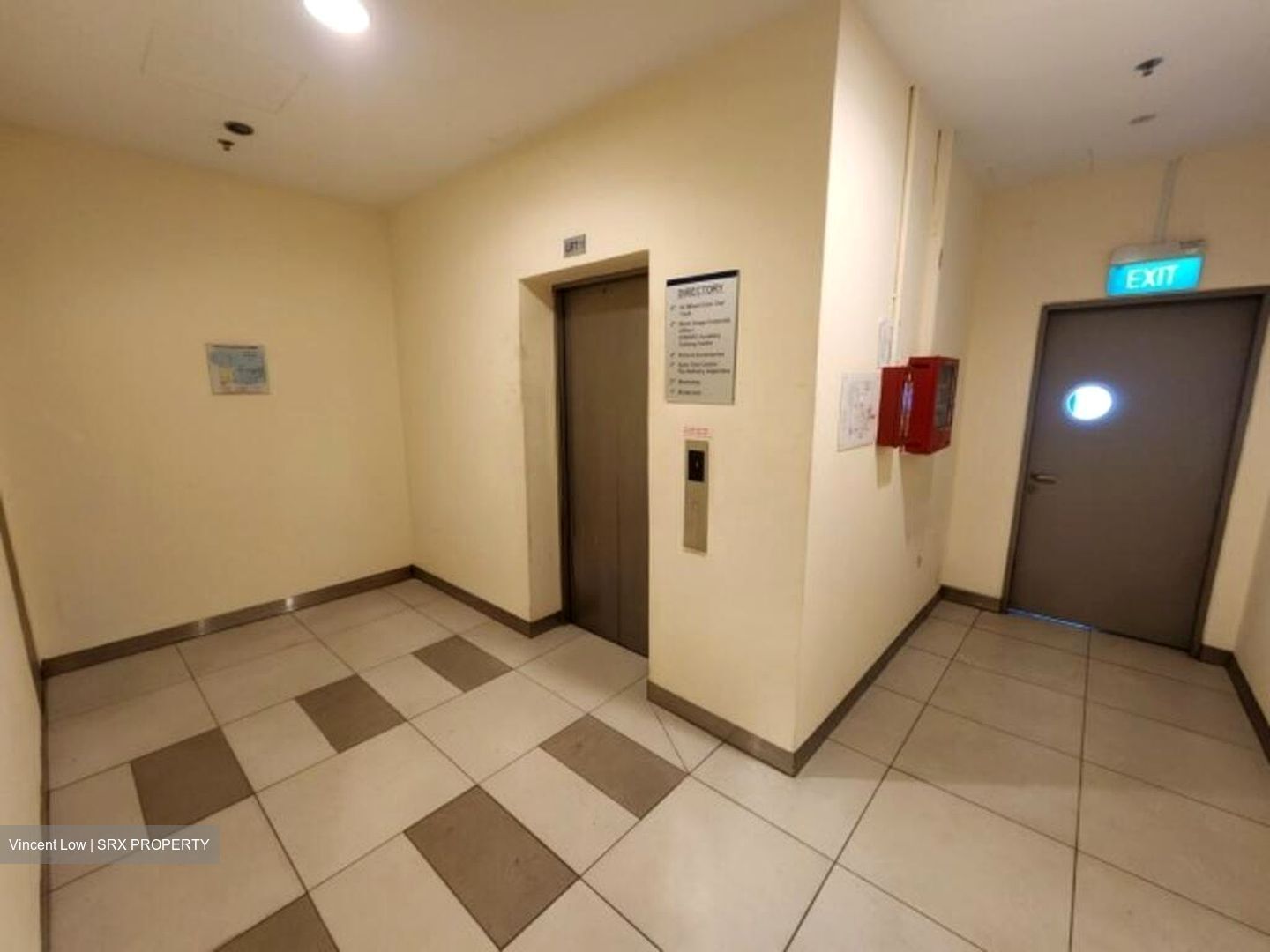 Lorong 8 Toa Payoh (D12), Office #496695781